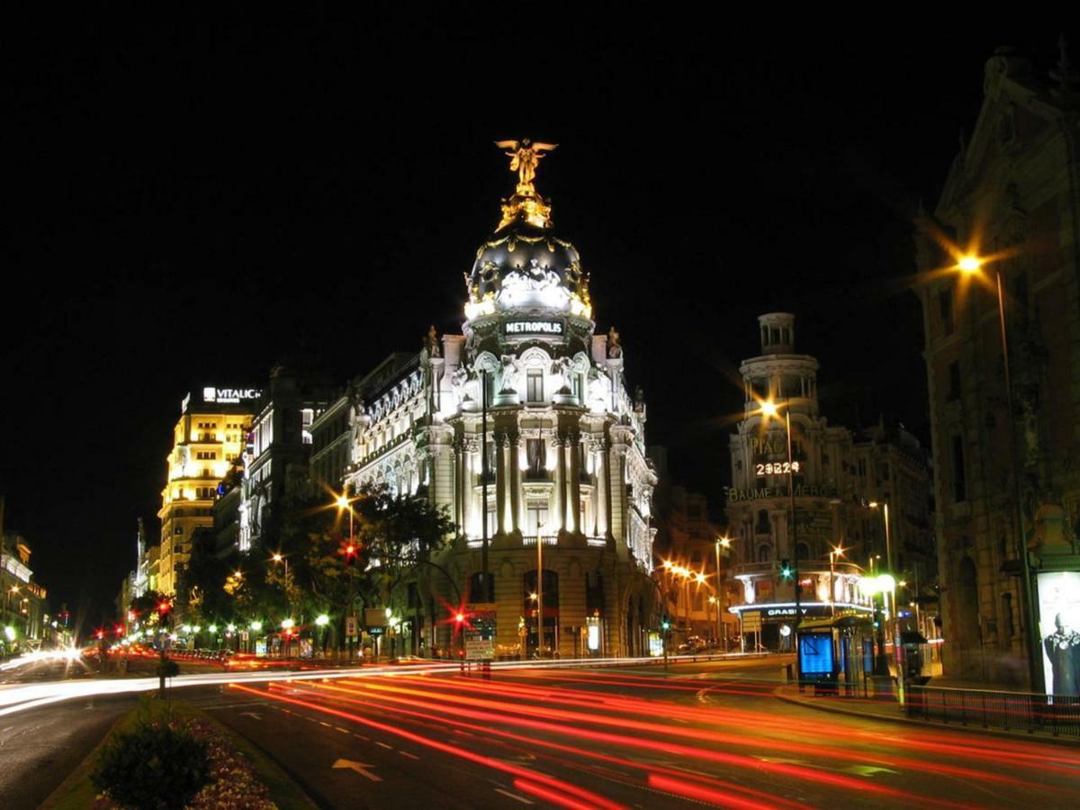 Atico En El Centro De Madrid - Calle Jardines Exterior photo